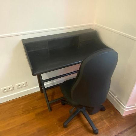 Floydroom'S Pau Chambre Hotes Dans Appartement Partage Proche Chateau Extérieur photo